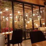 Artist 3* Tirana