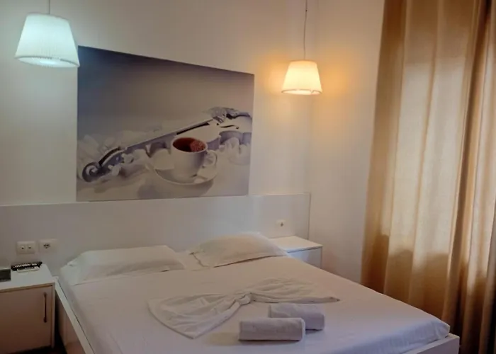 Hotel Artist 3*