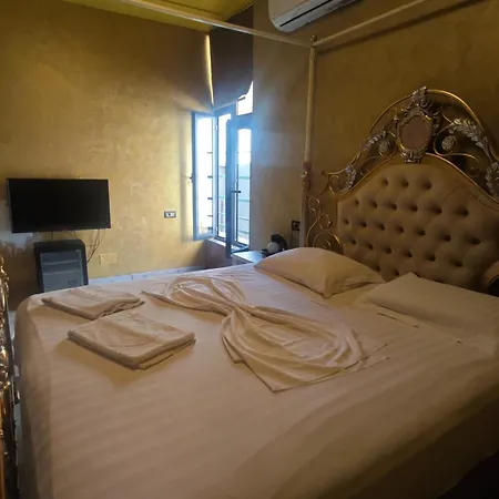 Boutique Artist Hotel Tirana