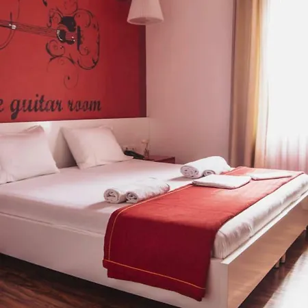 Boutique Artist Hotel