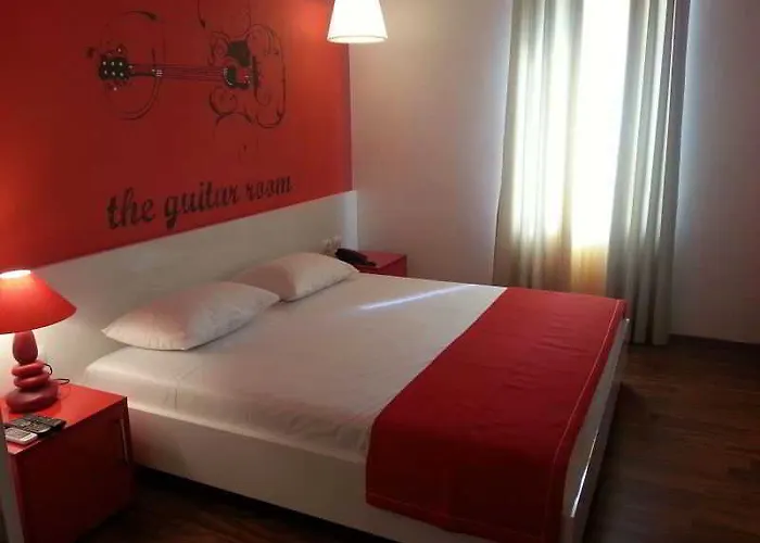 酒店 Artist 地拉那